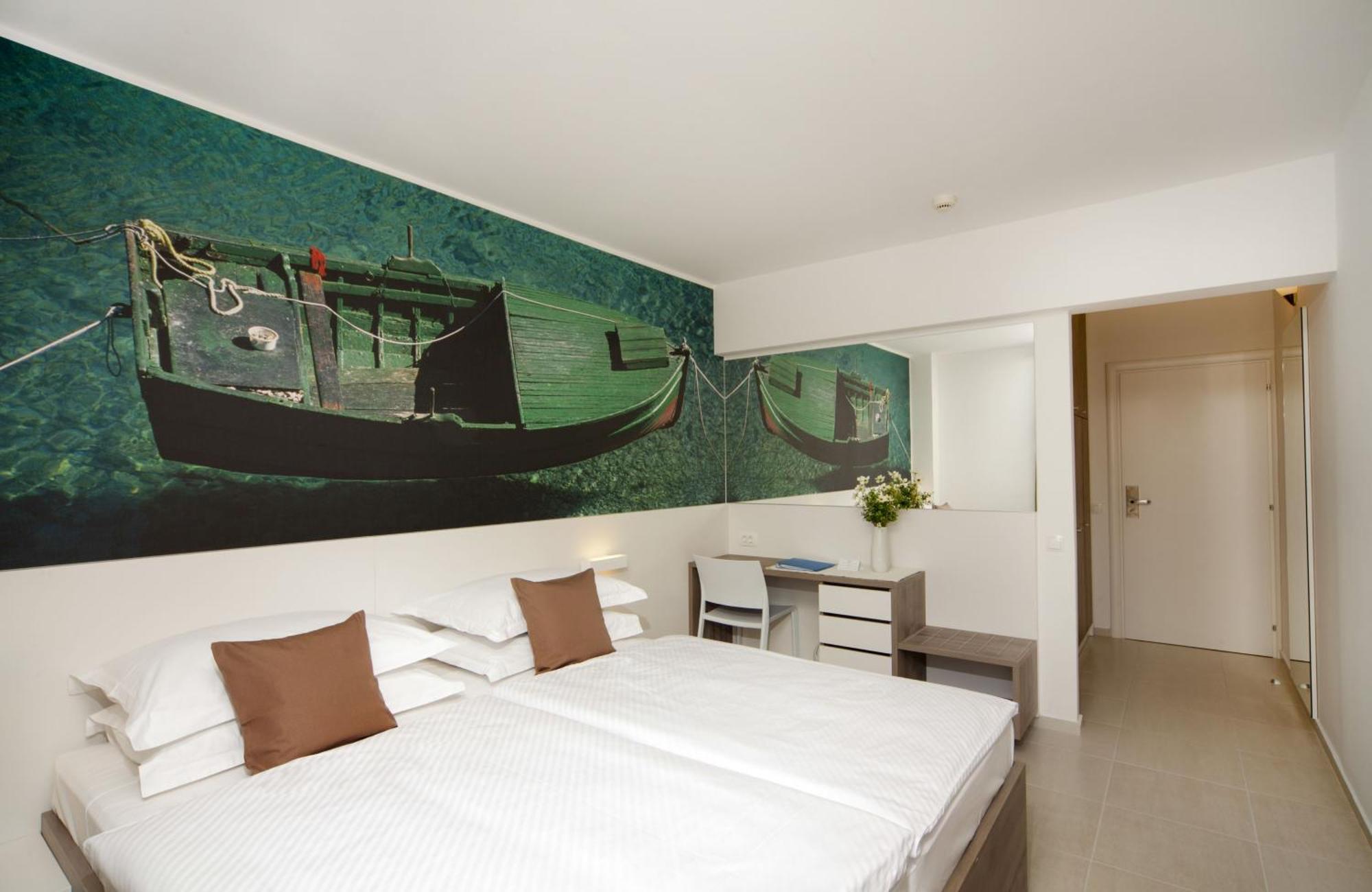 Bluesun Hotel Neptun Tucepi Phòng bức ảnh
