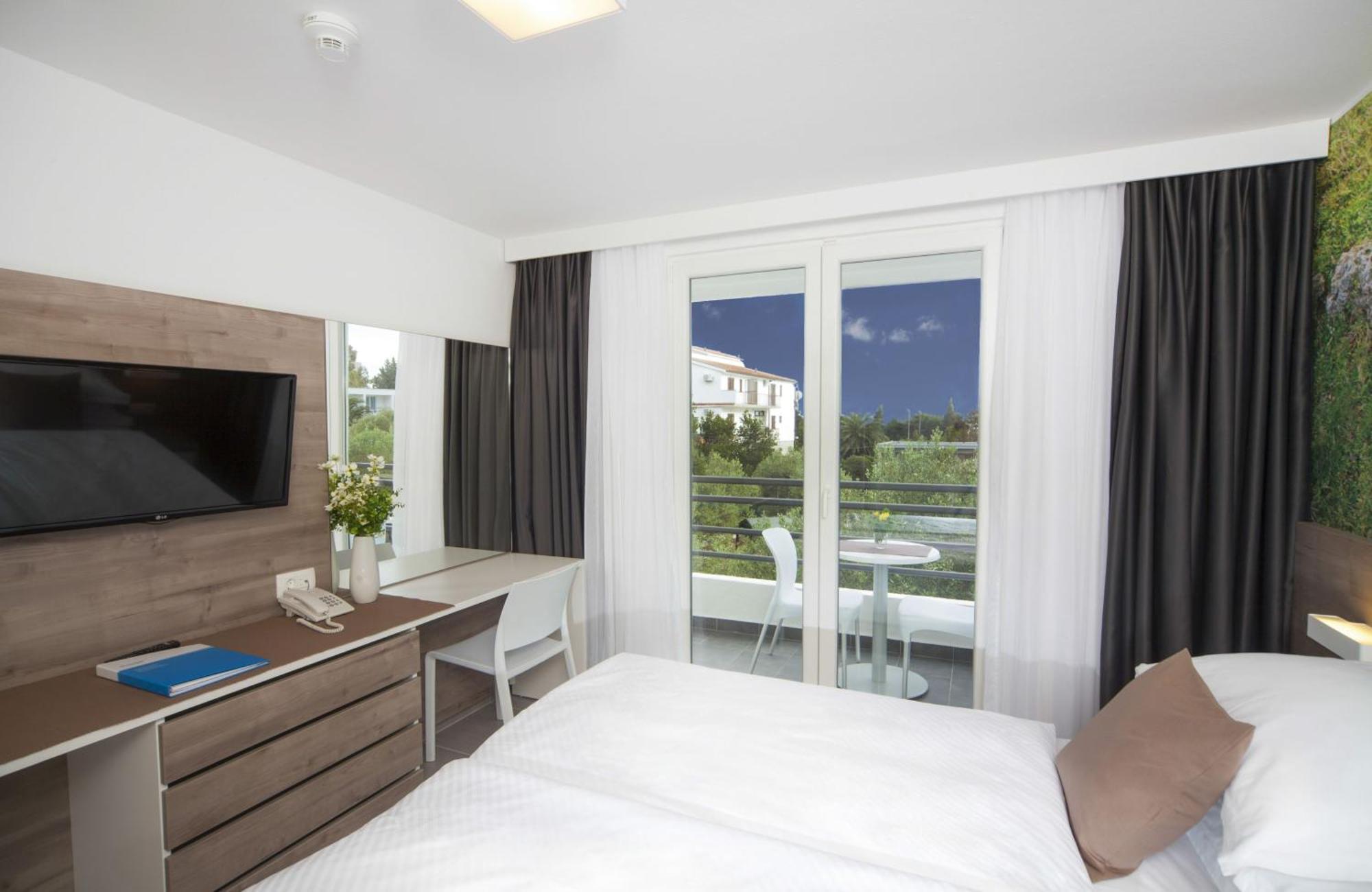 Bluesun Hotel Neptun Tucepi Phòng bức ảnh